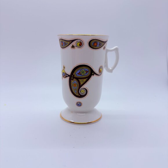 Celtic Teacup - Royal Tara Vintage, Book of Kells Design with Gold Rim - Picture 5 of 10